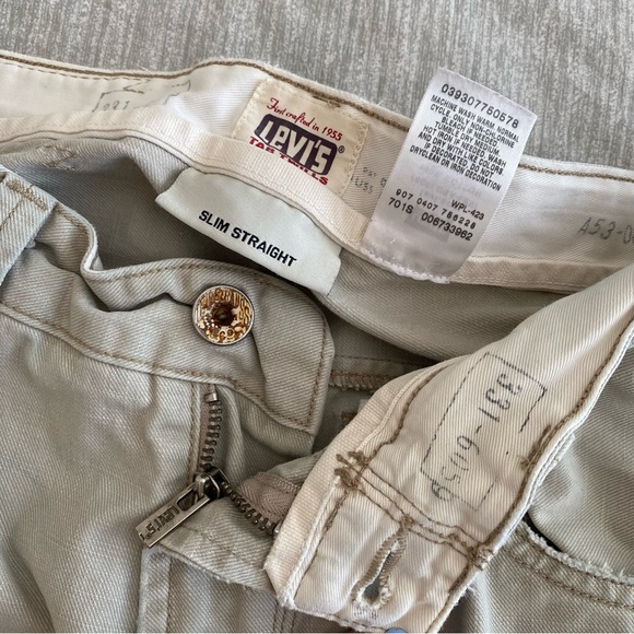 Rare Levi’s 701s size 32 - Picture 5 of 8